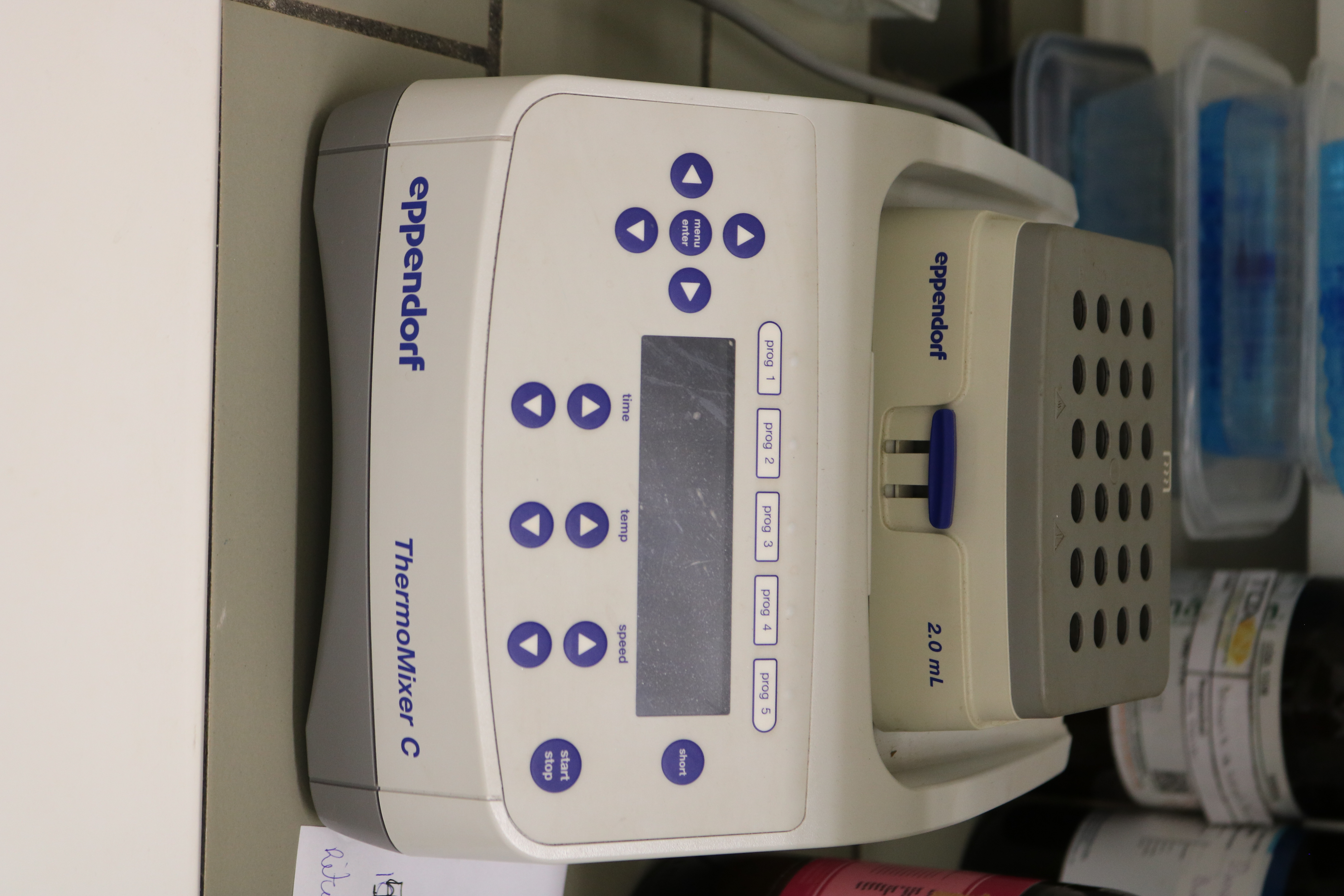 Thermo_ciclador_Eppendorf.JPG